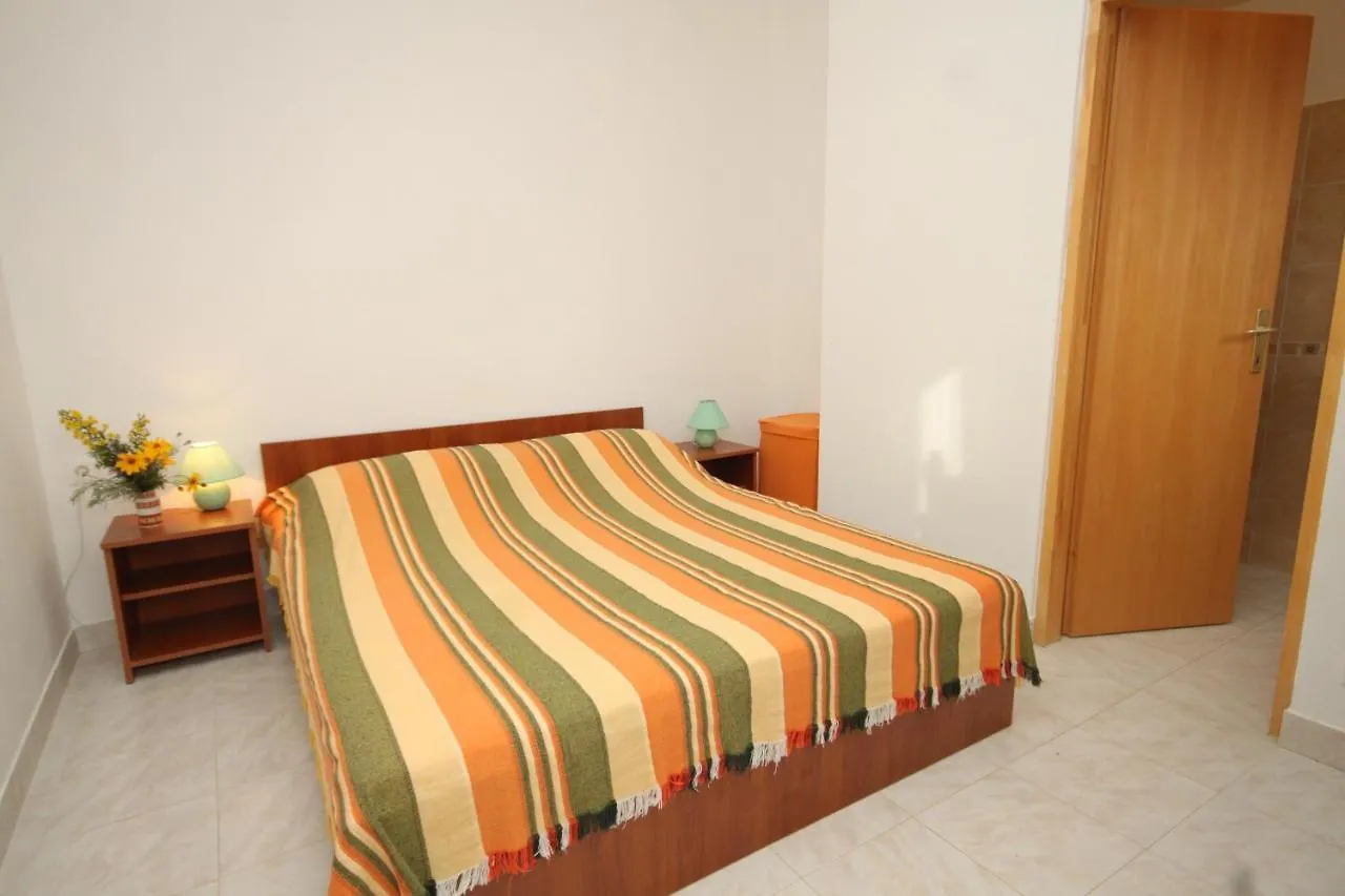 Apartments With A Parking Space Mrljane, Pasman - 8498 Mali Pašman 0*,