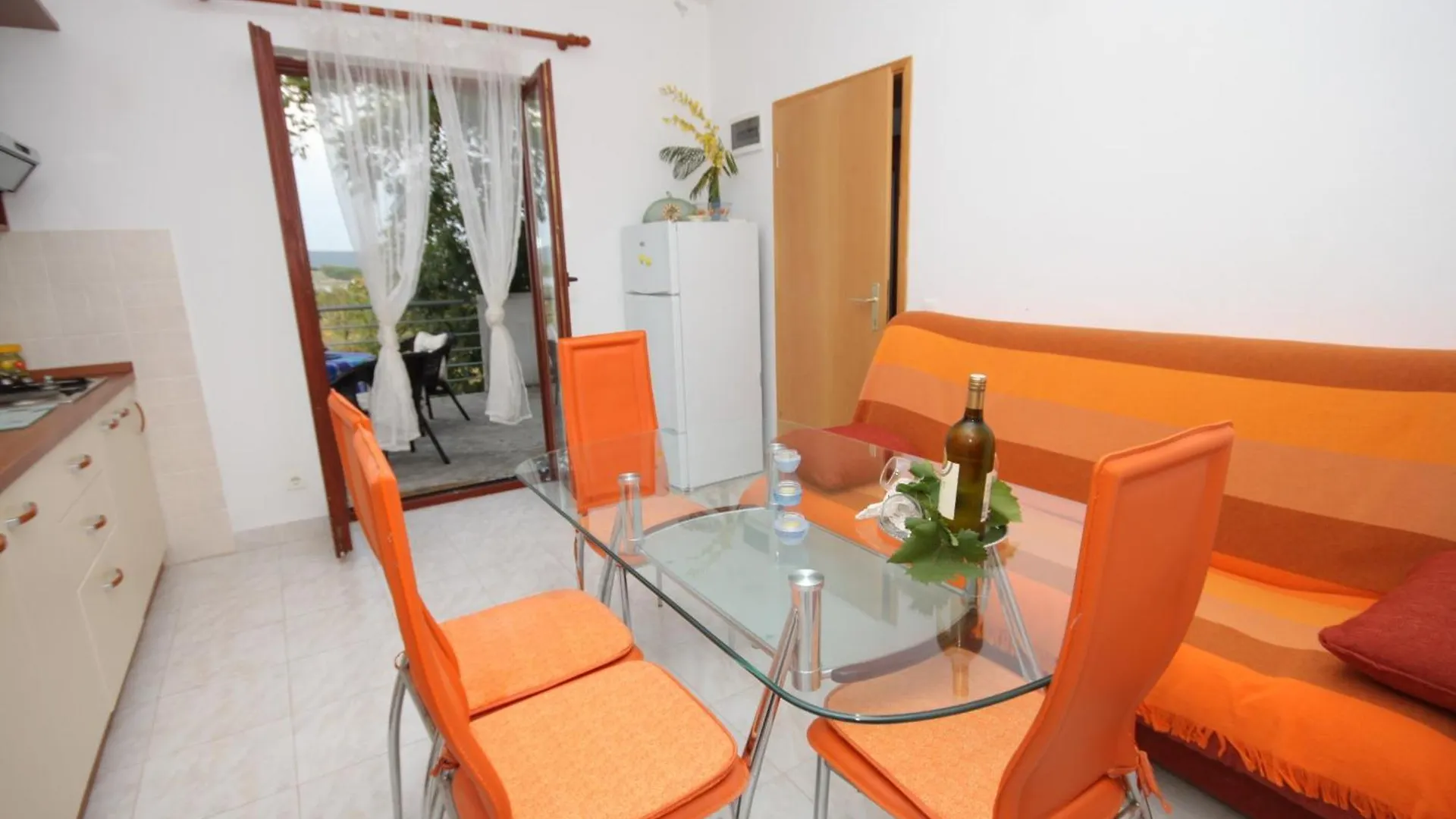 Apartments With A Parking Space Mrljane, Pasman - 8498 Mali Pašman